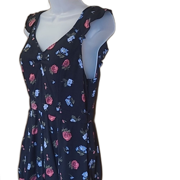 American Eagle Romper Shorts 1-Piece Jumper Pockets Open Back Floral Sleeveless - Picture 4 of 16